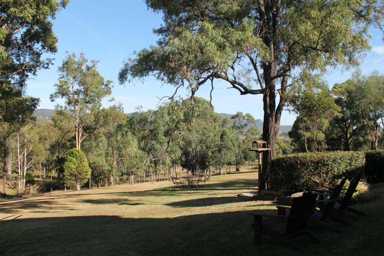 Elfin Hill Vineyard Accommodation Pokolbin Bagian luar foto